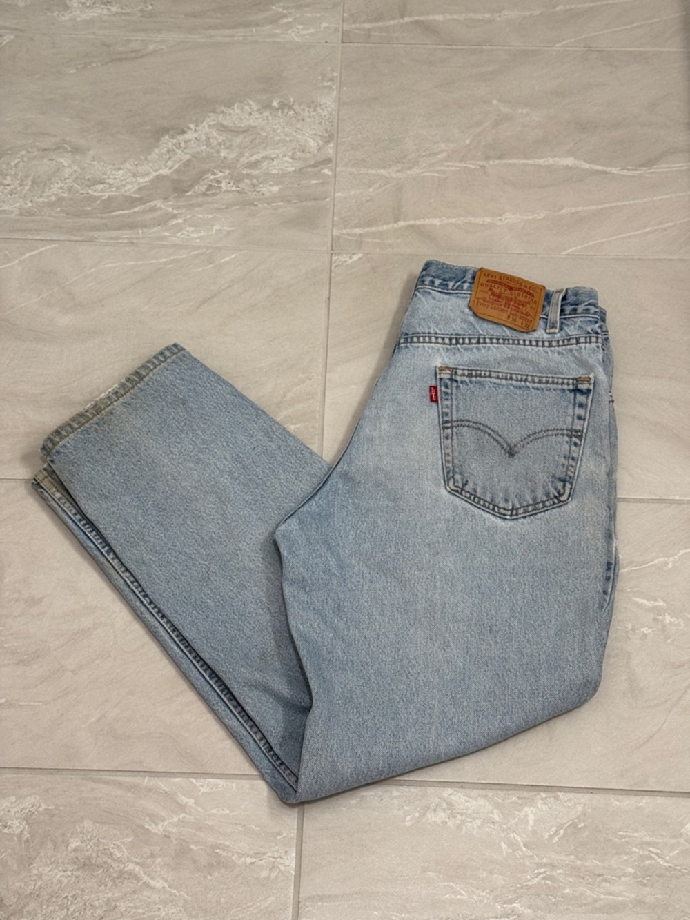 Vintage Levi's 468 Light Blue Men's Straight-Leg Jeans 36x32 Classic 00s Denim